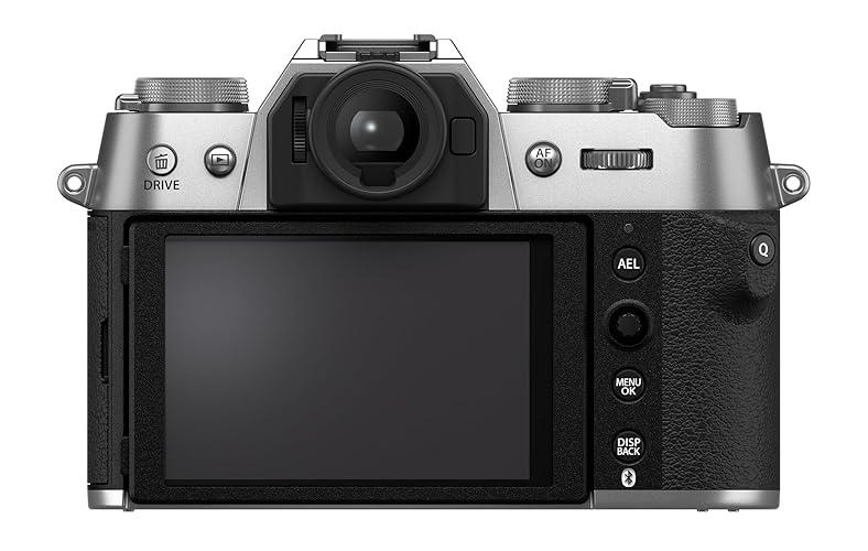 Cámara mirrorless Fujifilm X-T50 con lente 16-50mm